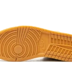Nike Air Jordan 1 Mid Tan Gum