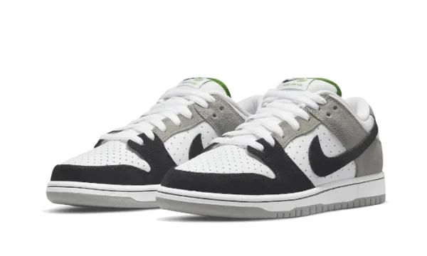 Nike SB Dunk Low Chlorophyll