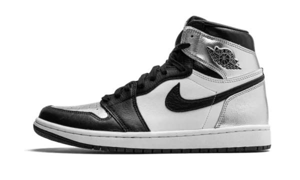 Nike Air Jordan 1 Retro High Silver Toe