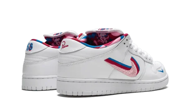 Nike SB Dunk Low Parra