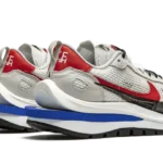 Nike Vaporwaffle Sacai Sport Fuchsia Game Royal