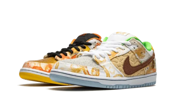 Nike SB Dunk Low Street Hawker