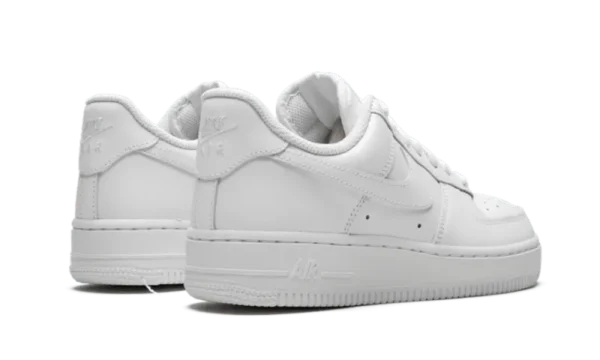 Nike Air Force 1 Low 07 Triple White