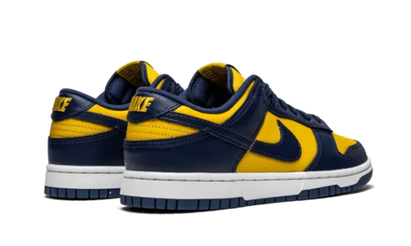 Nike Dunk Low Michigan