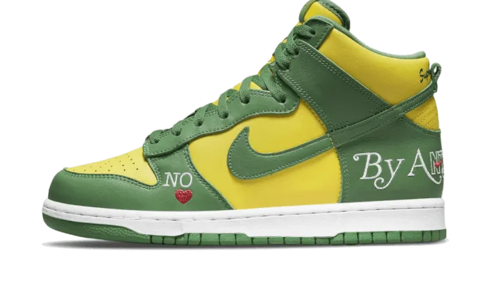 Miniatura Nike SB Dunk High Supreme By Any Means Brazil