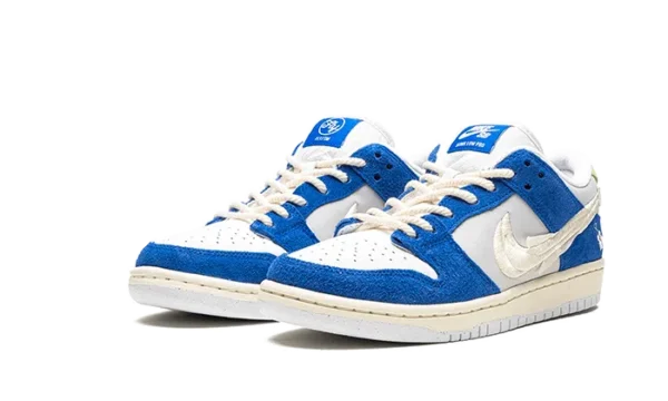 Nike SB Dunk Low Pro QS Fly Streetwear