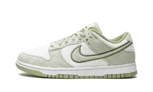 Nike Dunk Low SE Fleece Green