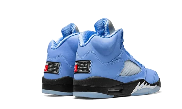 Nike Air Jordan 5 UNC