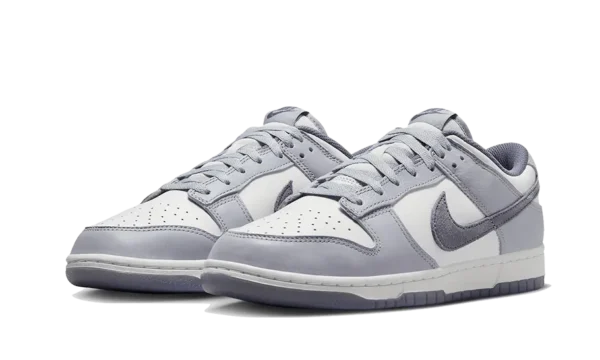 Nike Dunk Low SE Light Carbon