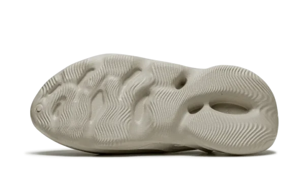 Yeezy Foam RNNR Sand