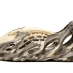 Yeezy Foam RNNR MX Clay Cream