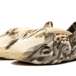 Yeezy Foam RNNR MX Clay Cream