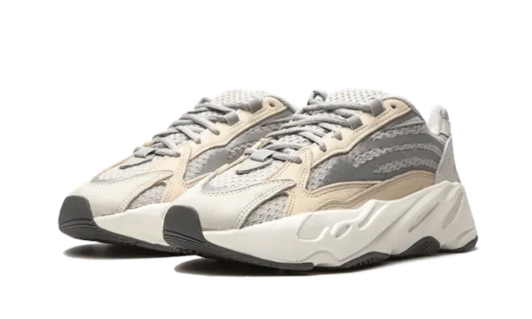 Yeezy 700 V2 Cream